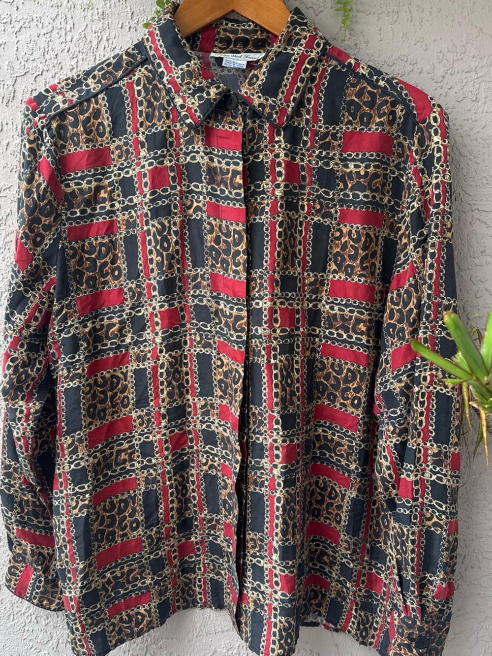 1980s Anna and Frank 100% silk blouse